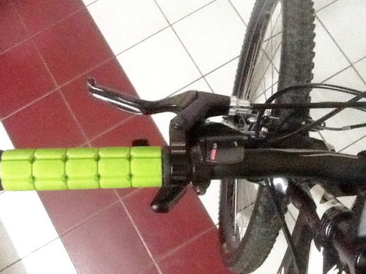 Specialized. Hardrock sport