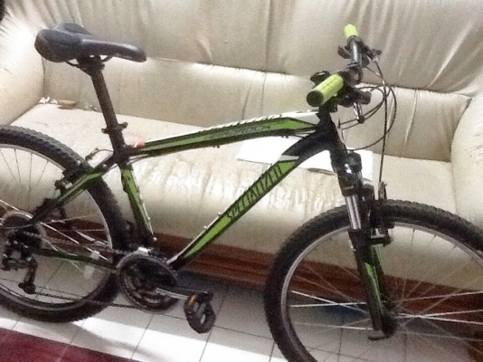 Specialized. Hardrock sport