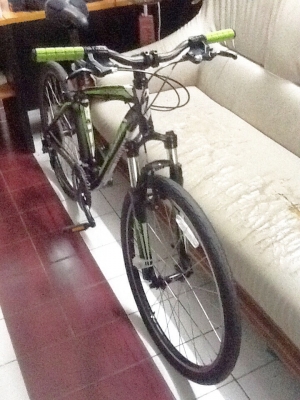 Specialized. Hardrock sport