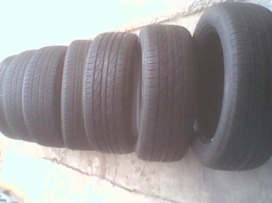 ยาง 16 เส้นละ 300 บาท