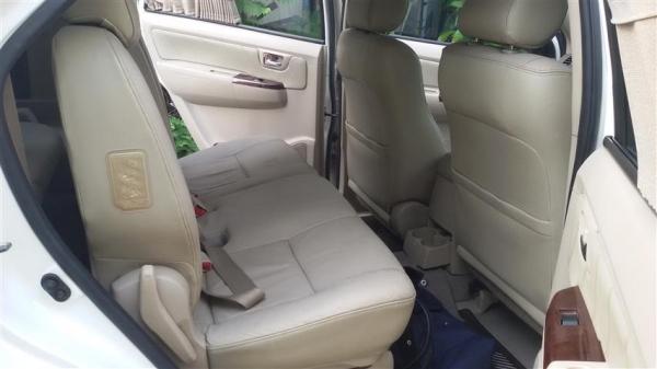 Fortuner V Excusive ตัวท็อปสุด ปี06 เครื่อง3000 เกียร์ออโต้โฟร์วิน Airbag Abs Navi วิ่ง 150,xxx โล ไม่มีอุบัติเหตุ ไม่เคยทำสี ดูรถทดลองขับได้