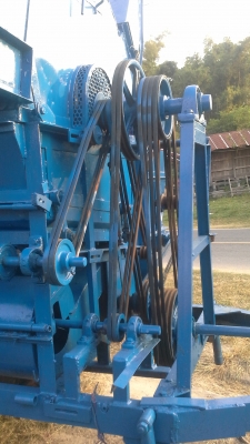 ขายตู้สีนวดข้าว 7 ฟุต เกษตรพัฒนา สุดถูกช่วงล่างเพลารถสิบล้อ ขายตู้สีนวดข้าว 7 ฟุต เกษตรพัฒนา สุดถูกช่วงล่างเพลารถสิบล้อ