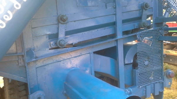 ขายตู้สีนวดข้าว 7 ฟุต เกษตรพัฒนา สุดถูกช่วงล่างเพลารถสิบล้อ ขายตู้สีนวดข้าว 7 ฟุต เกษตรพัฒนา สุดถูกช่วงล่างเพลารถสิบล้อ