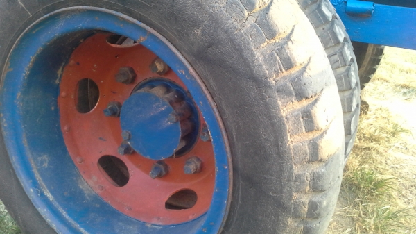 ขายตู้สีนวดข้าว 7 ฟุต เกษตรพัฒนา สุดถูกช่วงล่างเพลารถสิบล้อ ขายตู้สีนวดข้าว 7 ฟุต เกษตรพัฒนา สุดถูกช่วงล่างเพลารถสิบล้อ