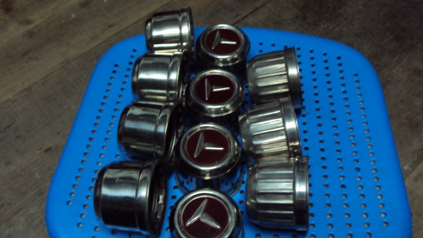 ขายฝาปิดดุมล้อโตโยต้ารุ่นเก่า อันละ100บาท