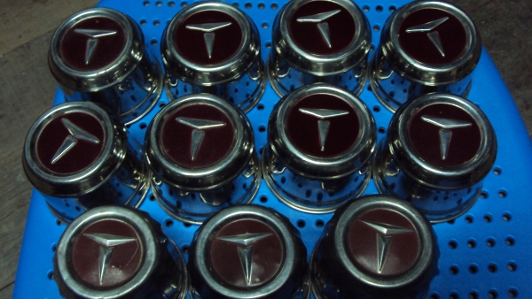 ขายฝาปิดดุมล้อโตโยต้ารุ่นเก่า อันละ100บาท