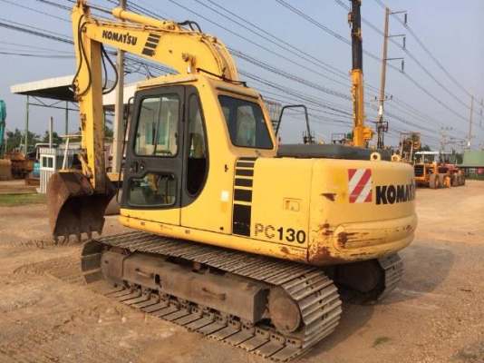 ขายรถแบคโฮ KOMATSU PC130-6 ระบบไฟฟ้าเต็ม ปี 2002 บูมยาวพิเศษใบแทร็ค 70 สภาพสวยมาก รถนอกนำเข้า มีVDOครับ