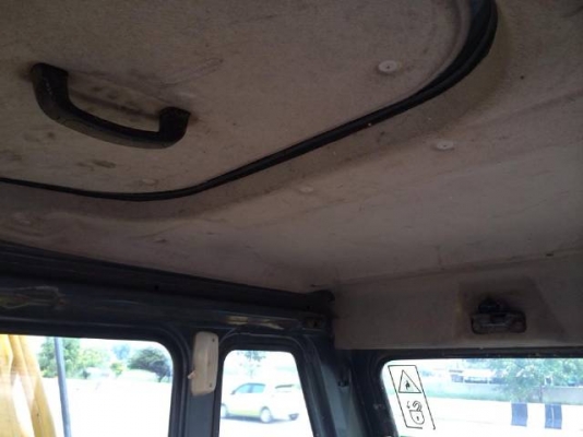 ขายรถแบคโฮ KOMATSU PC130-6 ระบบไฟฟ้าเต็ม ปี 2002 บูมยาวพิเศษใบแทร็ค 70 สภาพสวยมาก รถนอกนำเข้า มีVDOครับ