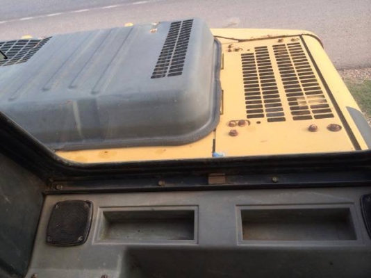 ขายรถแบคโฮ KOMATSU PC130-6 ระบบไฟฟ้าเต็ม ปี 2002 บูมยาวพิเศษใบแทร็ค 70 สภาพสวยมาก รถนอกนำเข้า มีVDOครับ