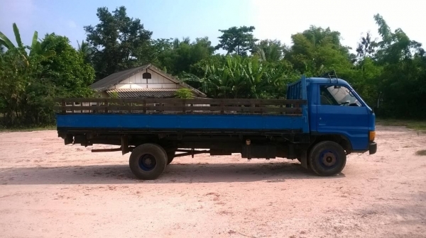 ขาย 6 ล้อ ISUZU KS31 กระบะยาว 5 เมตร เครื่อง 4BD1 115 แรงม้า คัสซีสวย ทะเบียนพร้อมโอน ราคาต่อรองได้ครับ