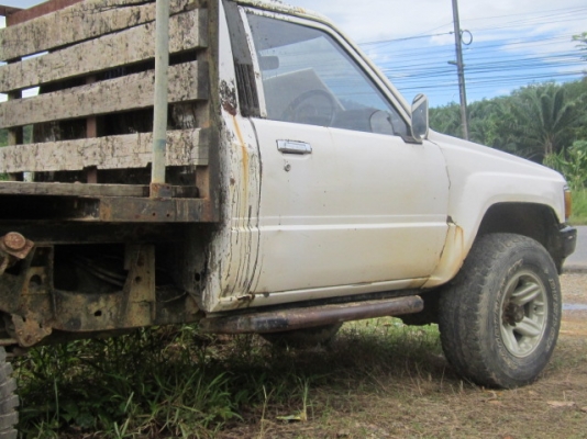 ขายtoyota 4wd ln 65 คานแข็ง เครื่องJ ติดแก๊ส ทะเบียนพร้อม ขายtoyota 4wd ln 65 คานแข็ง เครื่องJ ติดแก๊ส ทะเบียนพร้อม