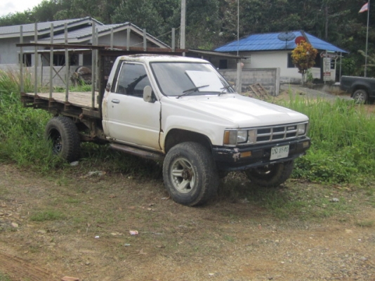 ขายtoyota 4wd ln 65 คานแข็ง เครื่องJ ติดแก๊ส ทะเบียนพร้อม ขายtoyota 4wd ln 65 คานแข็ง เครื่องJ ติดแก๊ส ทะเบียนพร้อม