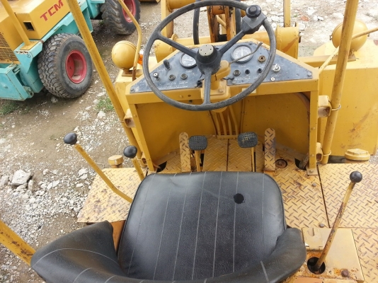 รถตัก FURUKAWA FL-60a นำเข้าจากญี่ปุ่น สวย พร้อมใช้งาน ขายถูก 090-986-2521