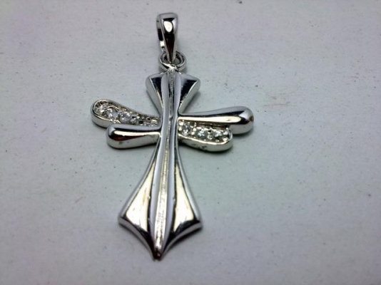 จี้ไม้กางเขนเงินประดับเพชรรัสเซีย