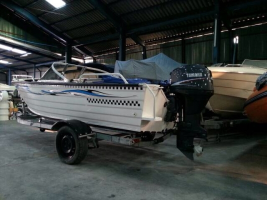 ขายเรือ BLUEFIN420 เครื่อง YAMAHA 40แรงfour