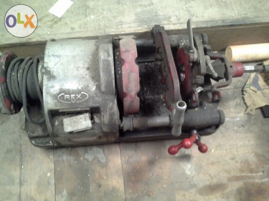 เครื่องต๊าปเกลียวมือสองพร้อมใช่งาน.1/2"-4