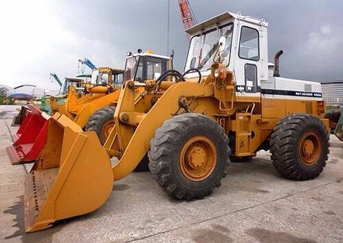 รถตัก KOMATSU 530B นำเข้าจากญี่ปุ่น สวย พร้อมใช้งาน ขายถูก 090-986-2521