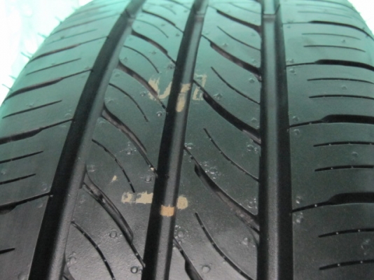 ขายล้อแม็กป้ายแดง TOYOTA YARIS พร้อมยางปี 14 ขอบ 15 ตุ่มหน้ายางมีครบ