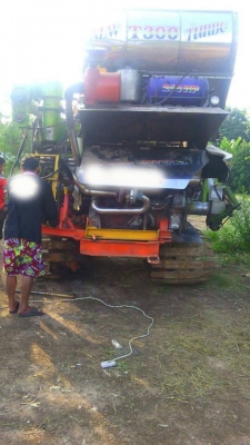 **680,000 บ.ต่อรอง**ขายรถเกี่ยวข้าวแบบอุ้ม ขนาดกลาง "บางไทร การช่าง" อุ้ม2ตัน เครื่องยนต์ HINO HO7D-195 เทอโบ ตัวเดิน10HT ปั้มไดกิ้นเบอร์22 เครื่องดี แน่นดี แรง ปั้มดี แน่น ช่วงล่าง80\% โซ่ดี ตัวเดินดี แทร้กครบ โรลเลอร์ดี รถใช้งานทำงานปกติ ลุยงาน **680,000 บ.ต่อรอง**ขายรถเกี่ยวข้าวแบบอุ้ม ขนาดกลาง "บางไทร การช่าง" อุ้ม2ตัน เครื่องยนต์ HINO HO7D-195 เทอโบ ตัวเดิน10HT ปั้มไดกิ้นเบอร์22 เครื่องดี แน่นดี แรง ปั้มดี แน่น ช่วงล่าง80\% โซ่ดี ตัวเดินดี แทร้กครบ โรลเลอร์ดี รถใช้งานทำงานปกติ ลุยงาน