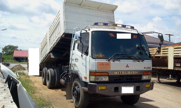 MITSUBISHI  แรงม้า 2เพลาดัมพ์ มีระบบลากจูง