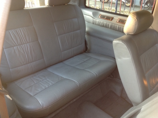 อีซูซุ ไทยรุ่ง แอดเวนเจอ เครื่อง 3000 2WD รุ่นสุดท้าย อีซูซุ ไทยรุ่ง แอดเวนเจอ เครื่อง 3000 2WD รุ่นสุดท้าย