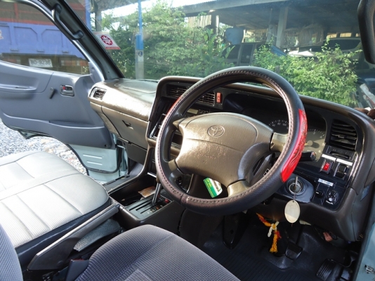 รถตู้ Toyota commuter ปี 2004 หลังคาสูง ช่วงยาว เครื่องดี 1jz แก๊ส หัวฉีด lpg ขับดี ประหยัด รถตู้ Toyota commuter ปี 2004 หลังคาสูง ช่วงยาว เครื่องดี 1jz แก๊ส หัวฉีด lpg ขับดี ประหยัด