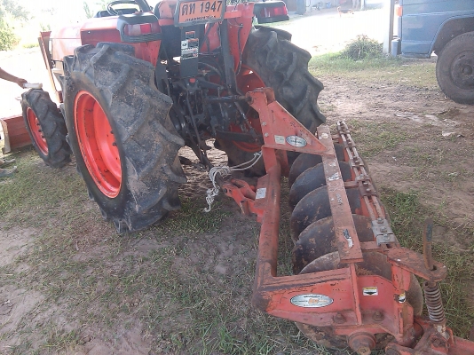 ขายด่วนครับคูโบต้า45DI สภาพสวยมากครับเดิมไม่เคยแกะไม่เคยทำสีครับ 46แรง