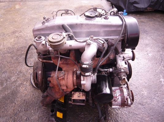 ขายเครื่องยนต์ดีเซล 2 ตัว 2 สไตส์ ขายเครื่องยนต์ดีเซล 2 ตัว 2 สไตส์