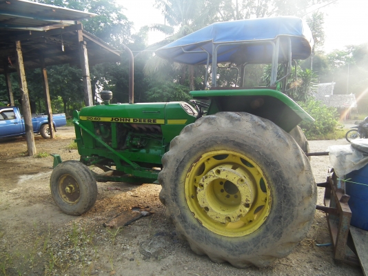 ขายรถไถจอร์นเดีย 2040