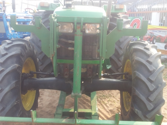 ขายผ่อน สด จอนเดียร์5310 3สูบ 2เพลา 65แรงม้า พร้อมอุปกรณ์ ทะเบียนไม่ขาดจดปี54