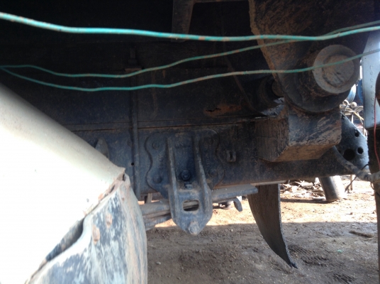 ขายรถดัมพ์ดิน6ล้อฮีโน่ เครื่องWO6D เกียร์ HO ช่วงล่างF พ่วงมาลัยพาวเวอร์ เบรคทิฟฟี่