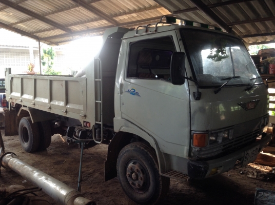 ขายรถดัมพ์ดิน6ล้อฮีโน่ เครื่องWO6D เกียร์ HO ช่วงล่างF พ่วงมาลัยพาวเวอร์ เบรคทิฟฟี่