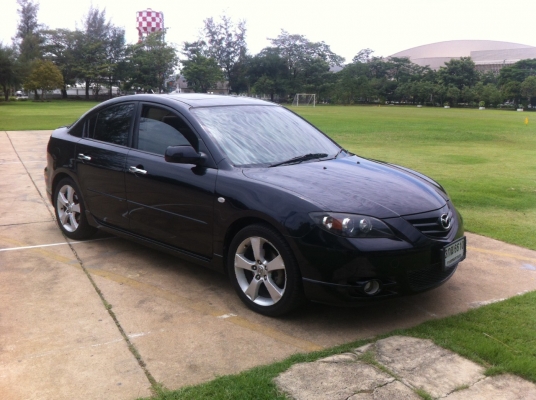รถบ้านเจ้าของขายเอง2005 Mazda 3 สภาพพร้อมใช้งาน