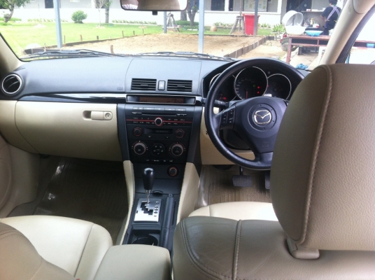 รถบ้านเจ้าของขายเอง2005 Mazda 3 สภาพพร้อมใช้งาน