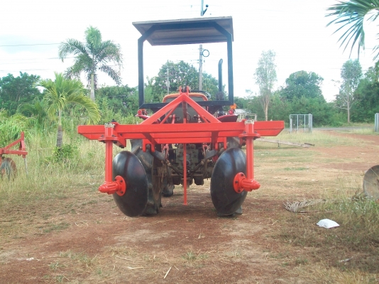 ผานยกล่องรถไถเล็กของใหม่