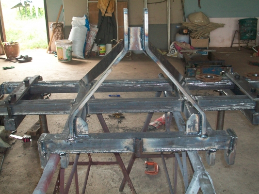 ผานยกล่องรถไถเล็กของใหม่