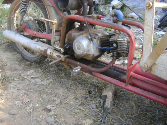 สามล้อ / พ่วงข้าง เผื่อท่านใด ใช้ประโยนช์  ราคา  10,000 บาท