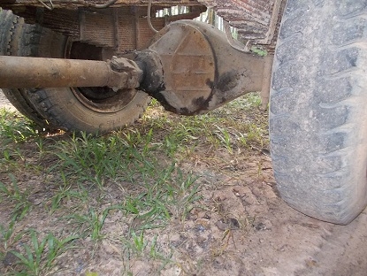 ขายช่วงล่าง 6 ล้อใหญ่ ใช้งานอยู่ ถอดขาย จะเปลี่ยนเป็น 10 ล้อ