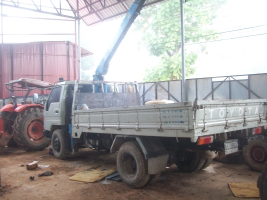 TOYOTA ไดน่า 400 3 ใบปัดติดเครนtadano3ท่อน TOYOTA ไดน่า 400 3 ใบปัดติดเครนtadano3ท่อน