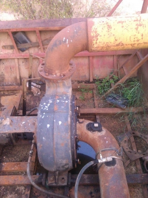 เรือดูดทราย ใช้งานดี เรือกว้าง 3.8 เมตร ยาว 11.8 เมตร