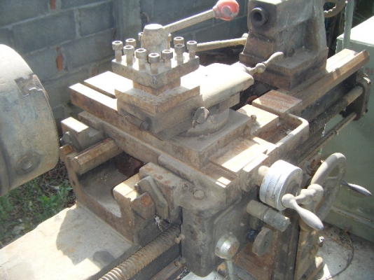 เครื่องกลึง