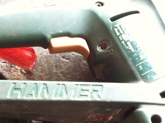 สว่านไฟฟ้า BOSCH ทำงานได้สองระบบ ของเก่าเก็บทนและใช้ดี สว่านไฟฟ้า BOSCH ทำงานได้สองระบบ ของเก่าเก็บทนและใช้ดี