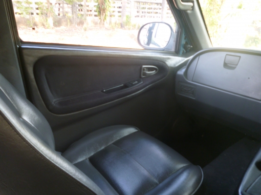 ขายด่วน รถตู้บ้าน Benz mb140D ปี 2003 ราคาต่อรองได้ ยกเครื่อง2jฝาดำ6สูบ230 090-1687004 จิรวัฒน์ ขายด่วน รถตู้บ้าน Benz mb140D ปี 2003 ราคาต่อรองได้ ยกเครื่อง2jฝาดำ6สูบ230 090-1687004 จิรวัฒน์