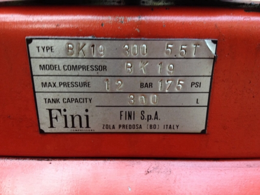 ปั๊มลม 5.5 แรงพร้อมใช้ ขาย 25,000 ปั๊มลม 5.5 แรงพร้อมใช้ ขาย 25,000