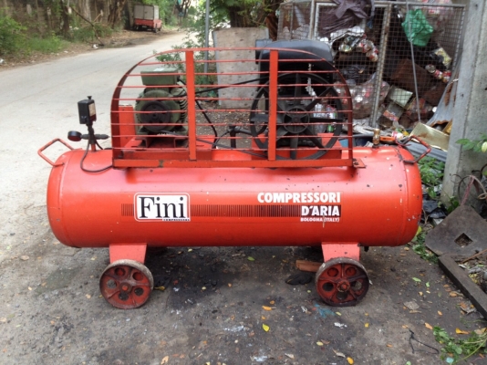 ปั๊มลม 5.5 แรงพร้อมใช้ ขาย 25,000 ปั๊มลม 5.5 แรงพร้อมใช้ ขาย 25,000