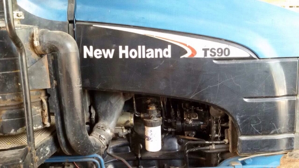 ขายรถไถ NEW HOLLAND TS90 ปี 55 ไมล์ชั่วโมง 7,7xx เอกสารเล่มทะเบียน