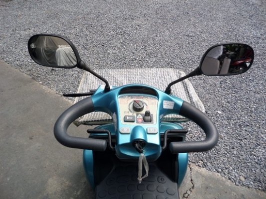 รถผู้สูงอายุ SUZUKI 4 ล้อ ไฟฟ้า สภาพสวยมาก