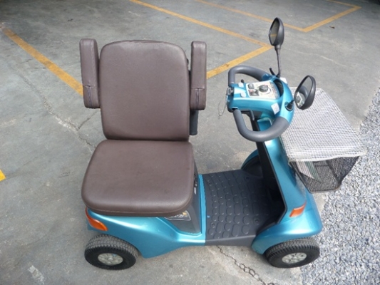 รถผู้สูงอายุ SUZUKI 4 ล้อ ไฟฟ้า สภาพสวยมาก