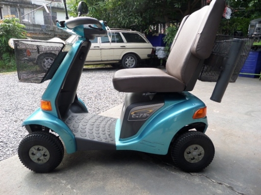 รถผู้สูงอายุ SUZUKI 4 ล้อ ไฟฟ้า สภาพสวยมาก