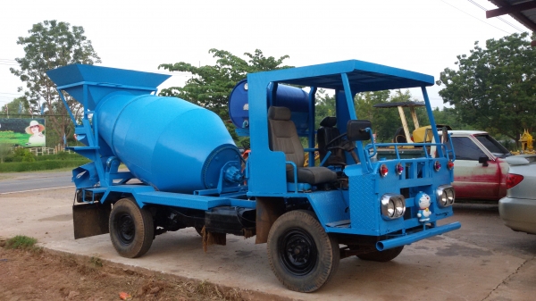 รถโม่ปูน 1.5 คิว ต่อใหม่ เครื่อง isuzu 85 แรง ช่วงล่าง แอลท์ แรงดีพร้อมลุย